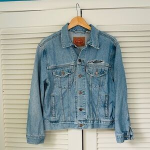Levi’s Distressed Trucker Denim Jacket